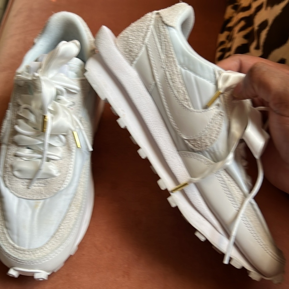 Nike - Picture 6 of 8